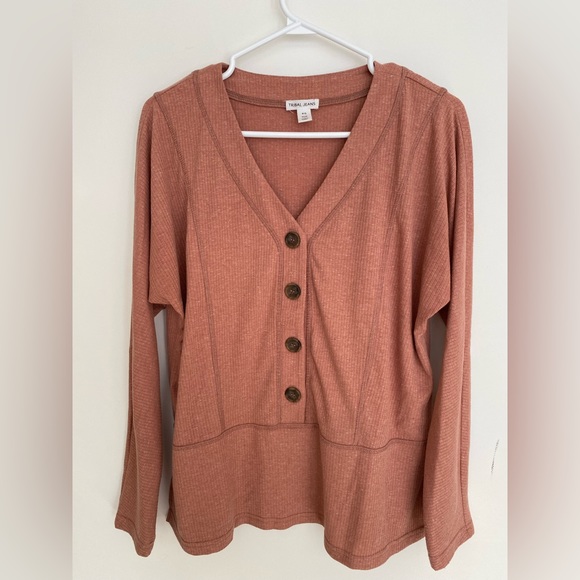 Tribal Jeans V-neck top, Sz Small - Picture 1 of 3